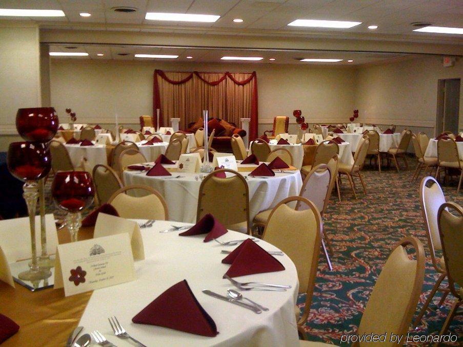 Ramada By Wyndham Harrisonburg Motel Restoran foto